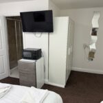 Quadruple st george hotel